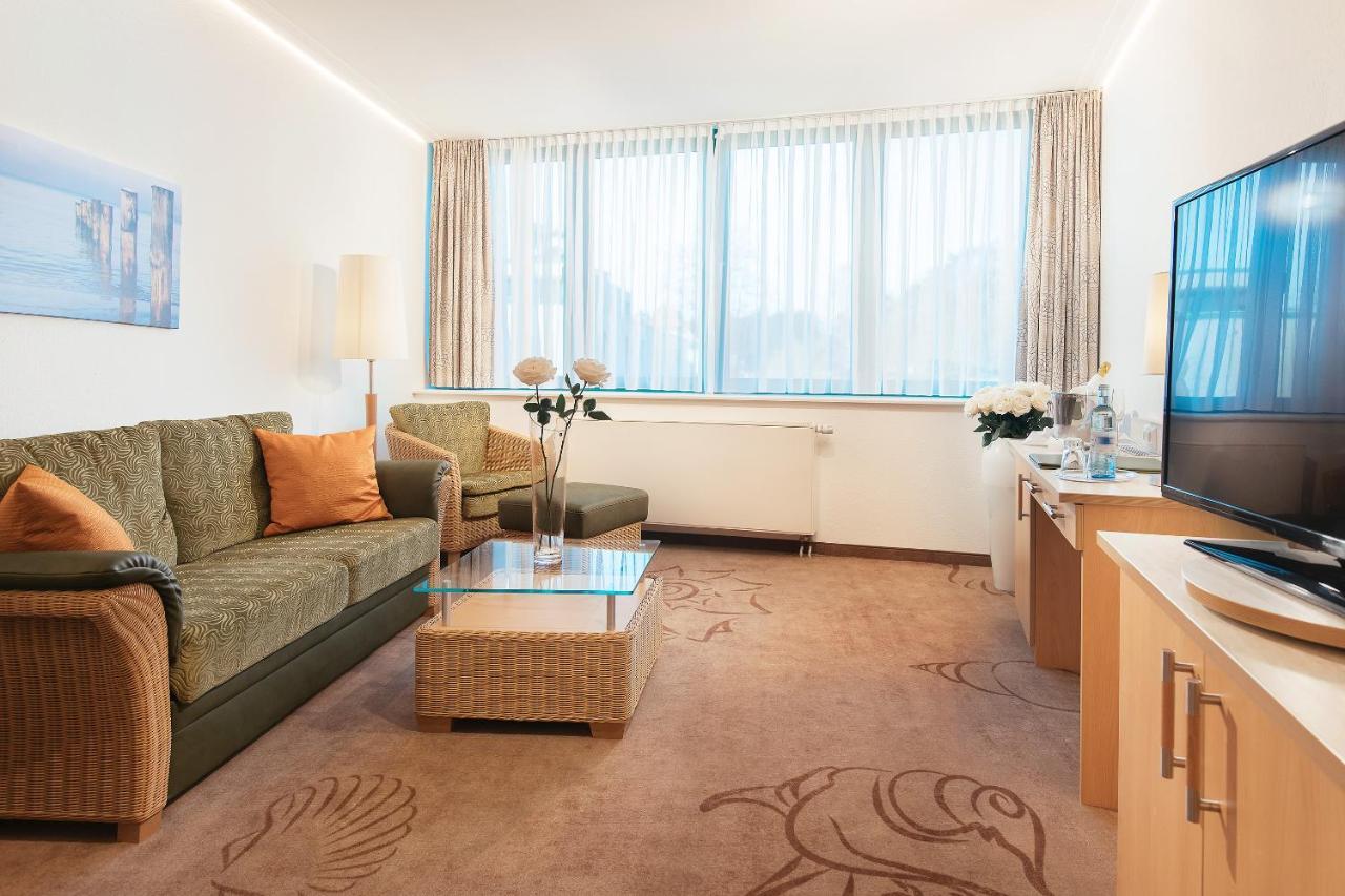 Edison Hotel 4*