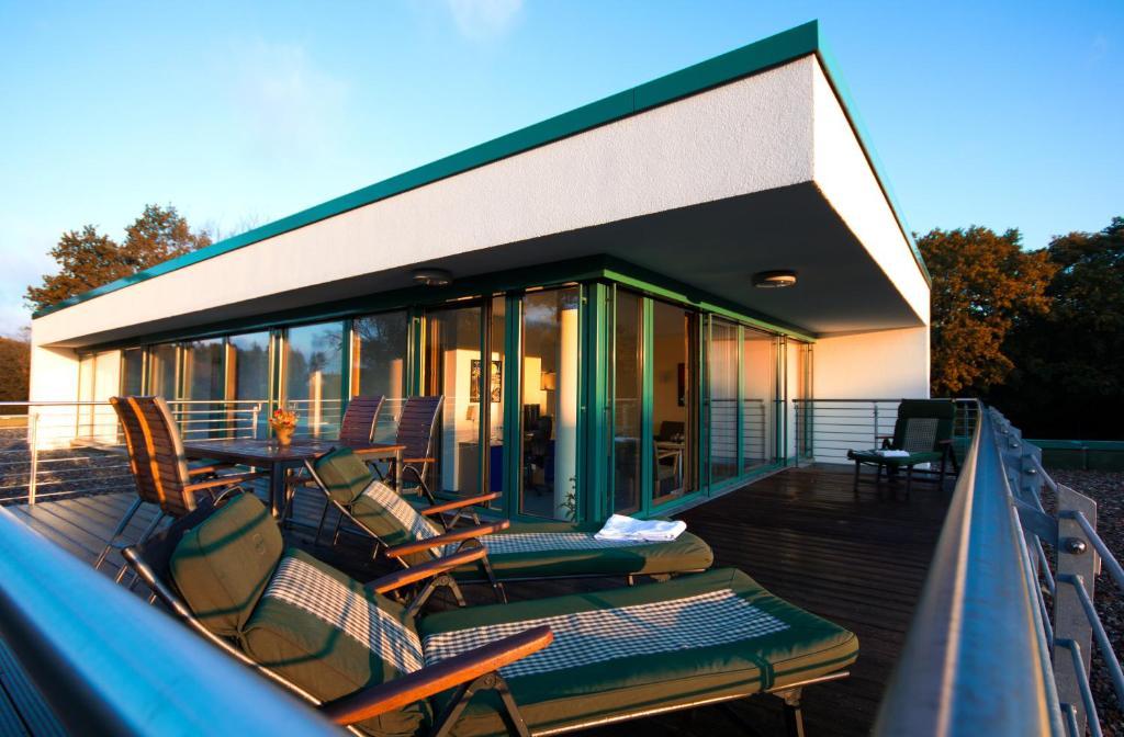 Edison Hotel