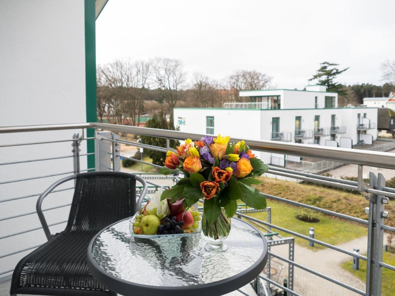 Edison 4*
